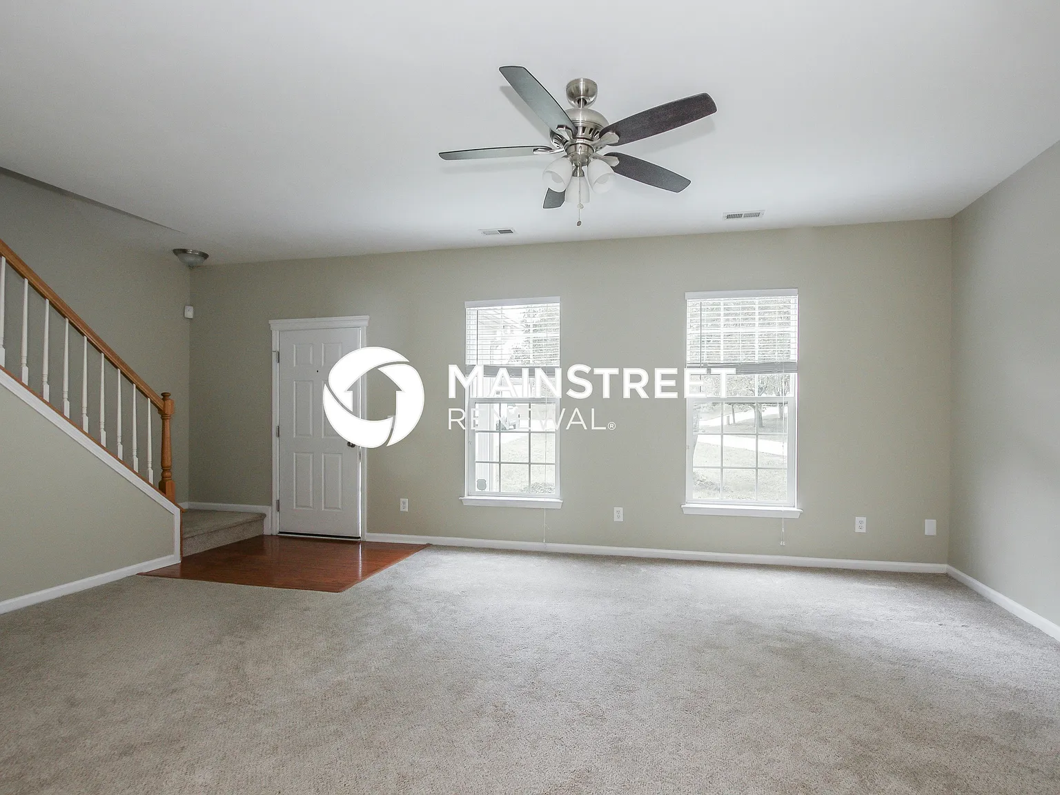 5607 Falls Ridge Ln — Photo 2