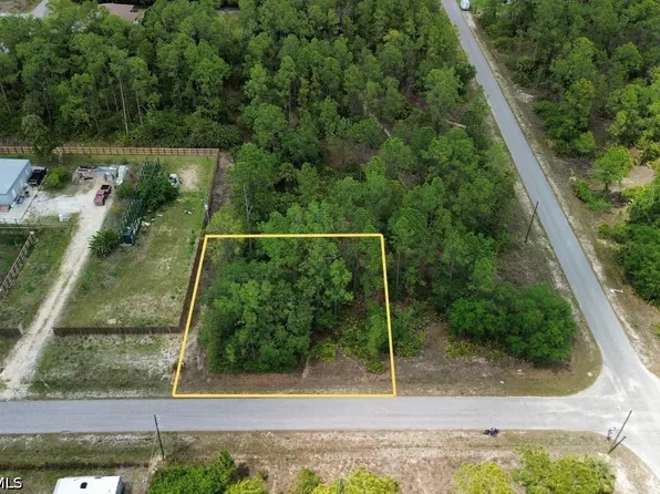 2505 E 13th St, Lehigh Acres, FL 33972