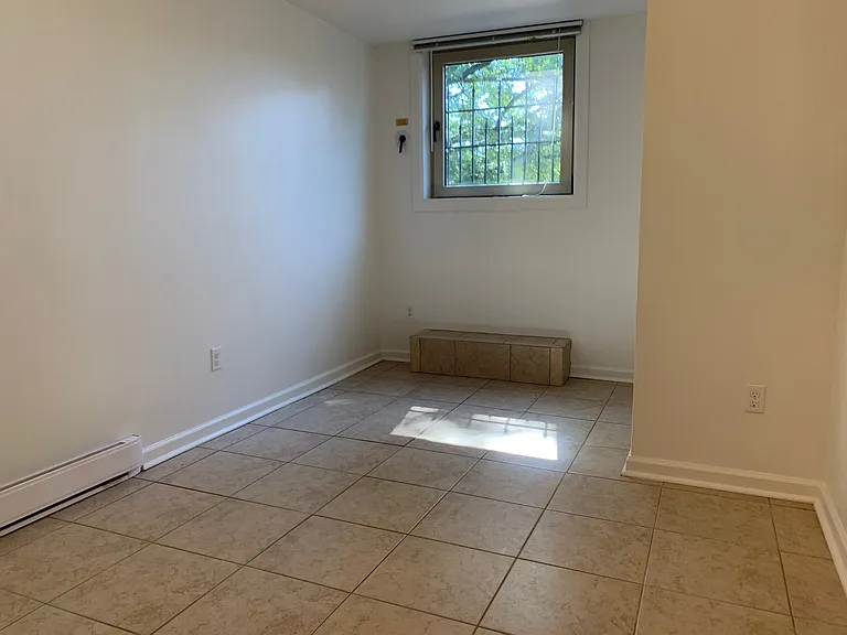 Squirrel HIll Properties — Photo 38