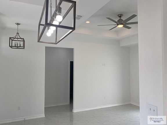 4th image of 4938 Rioja Ln #4938