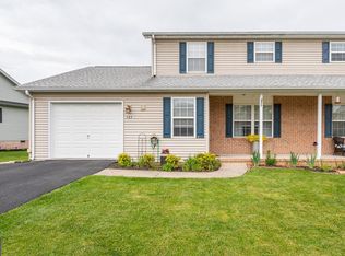 145 Westhall Dr, Charles Town, WV