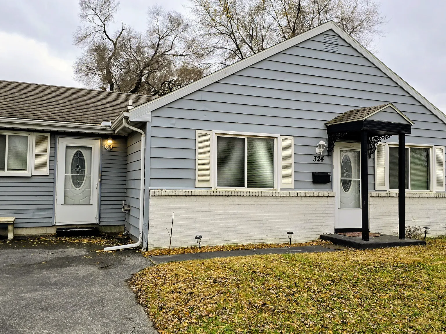 324 Willamont Rd — Photo 2