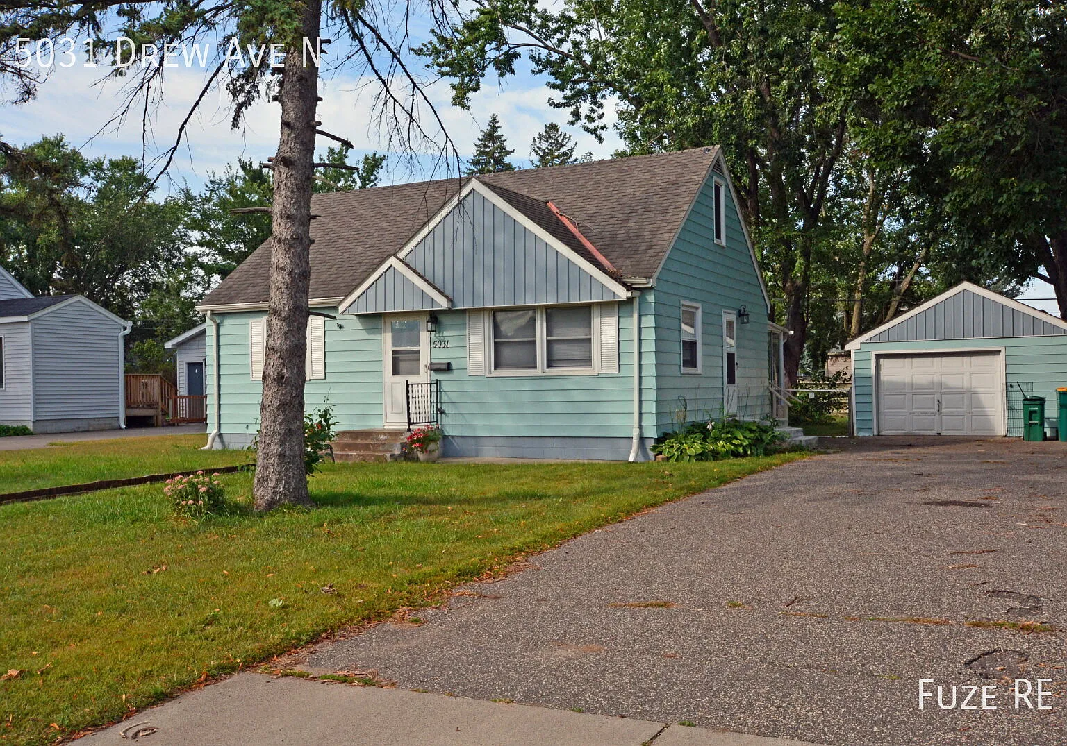 Charming 3-Bed 1.5-Bath Home Available in Brooklyn Center! — Photo 2