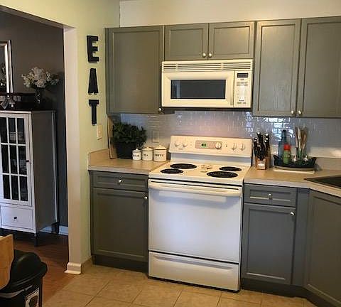5th image of 164 Brookland Ct APT 6