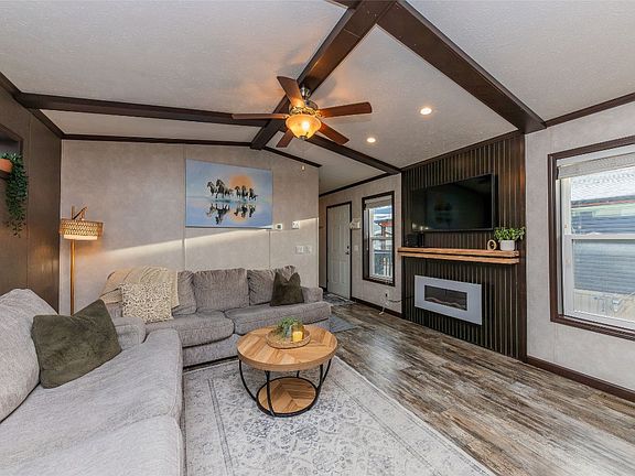 5th image of 5005 River Rd #103
