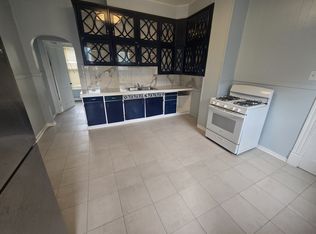 12815 Elm St Floor 2, Blue Island, IL 60406
