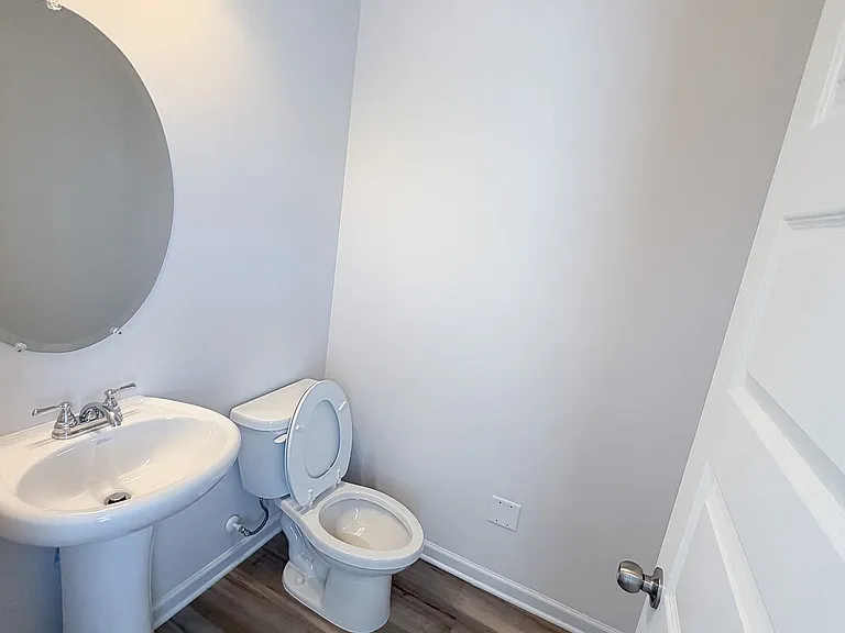 1017 Stiles Ct — Photo 7