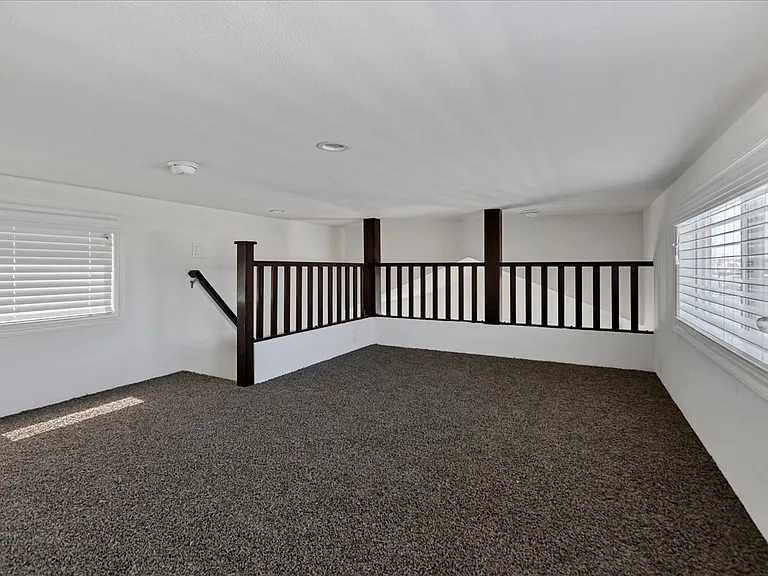 971 W Main St #9 — Photo 3