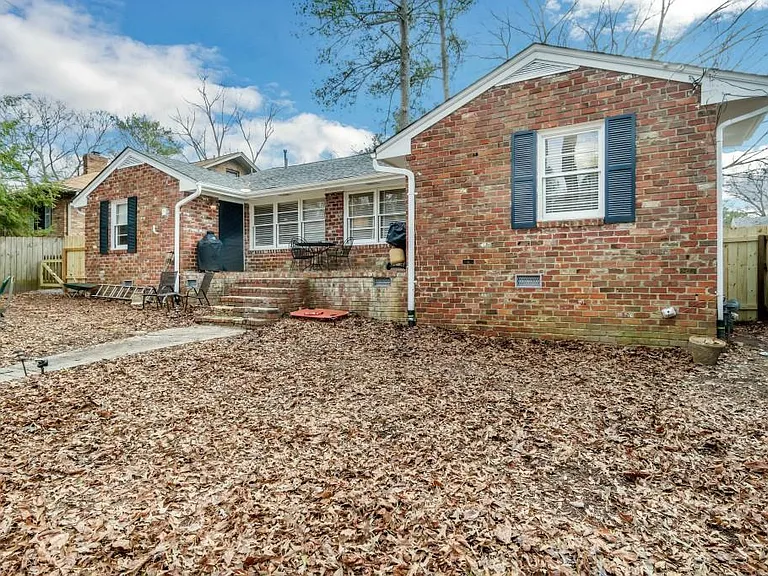 147 Lindbergh Dr NE #A — Photo 12