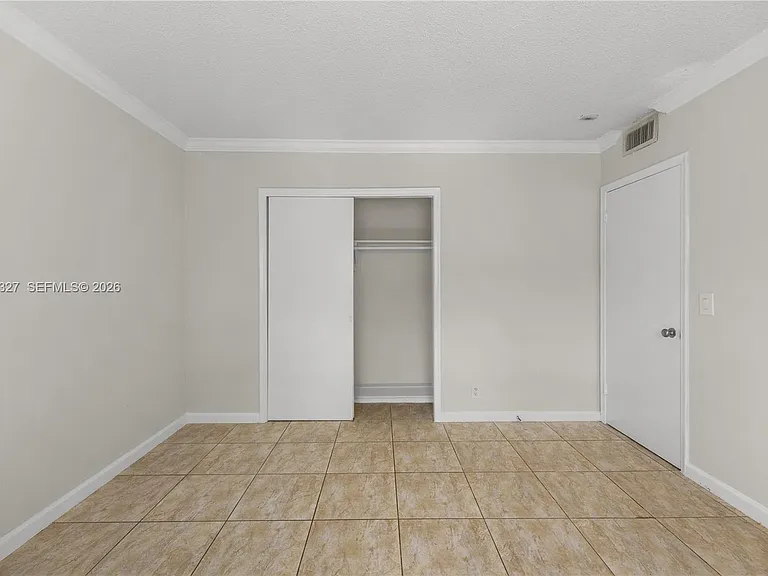 5420 Hollywood Blvd #202 — Photo 14