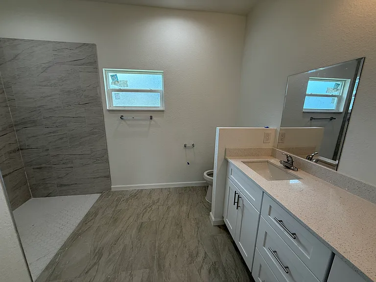 1180 Comfort Ln — Photo 6