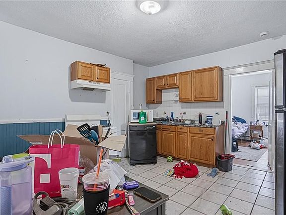 3rd image of 937 Social St APT 2