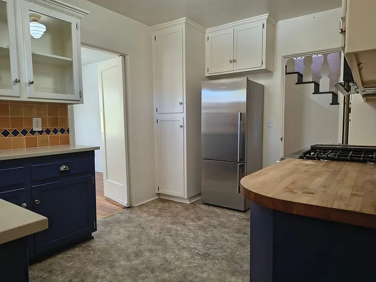 5420 Palma Ave #1 — Photo 8
