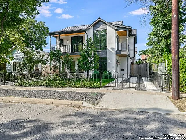 310 Lavaca St #101 — Photo 2