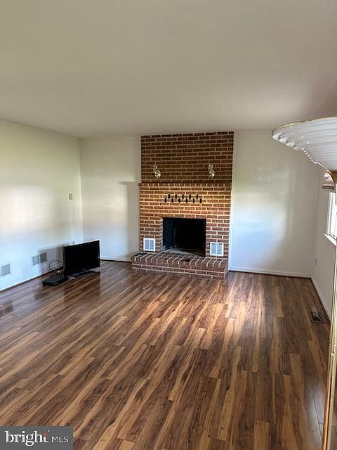 2nd image of 415 Elrock Dr