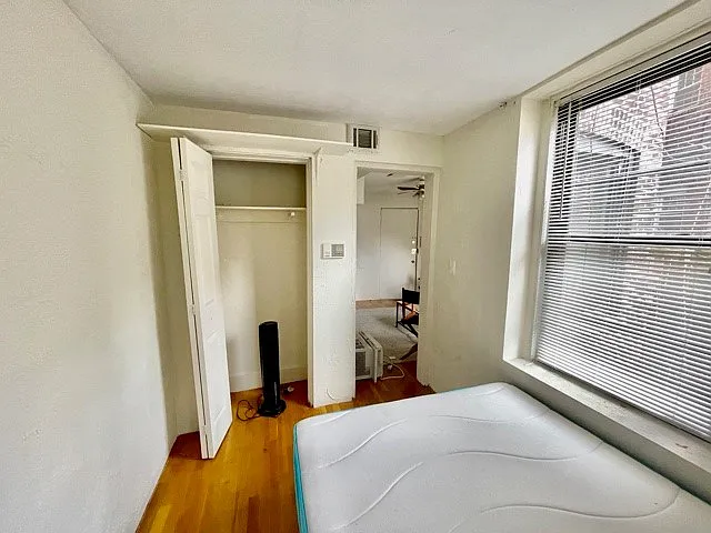 1 bed, 9999 sqft, $2,450 — Photo 4