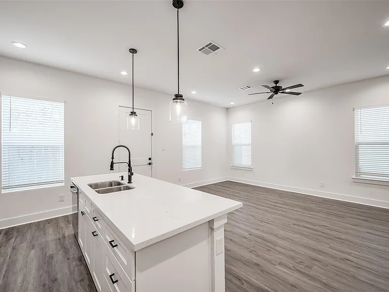 1216 McNeil St — Photo 10