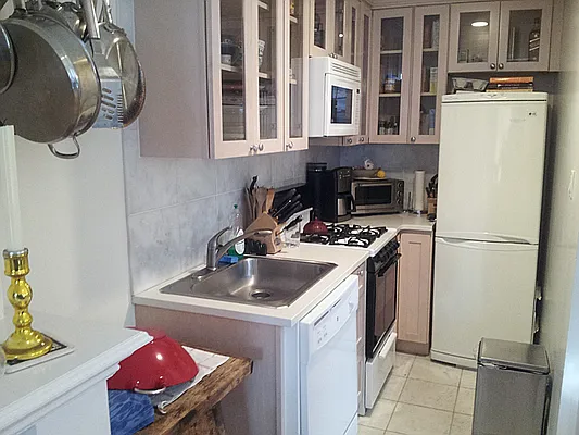Rented by Big Apple NYC | media 23
