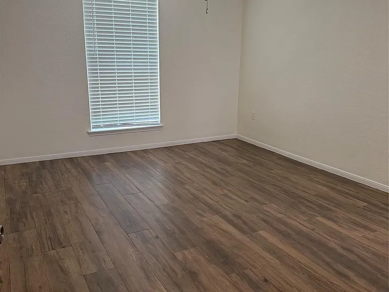 2110 Bentvine Dr — Photo 6
