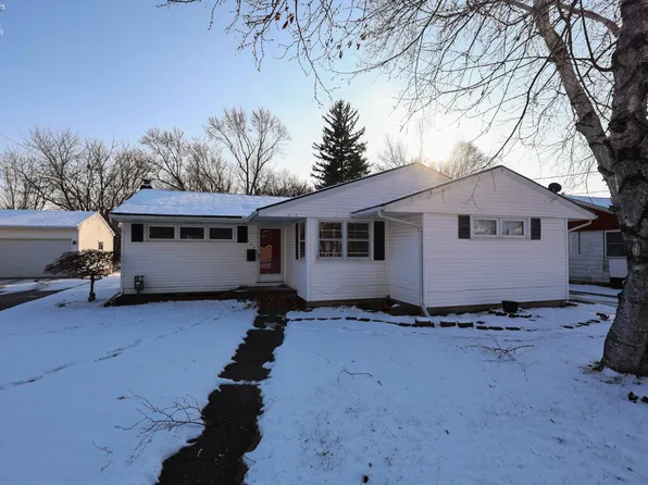 120 Haensler St, Bellevue, OH 44811