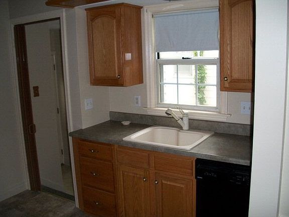 3rd image of 2007 W Koenig St