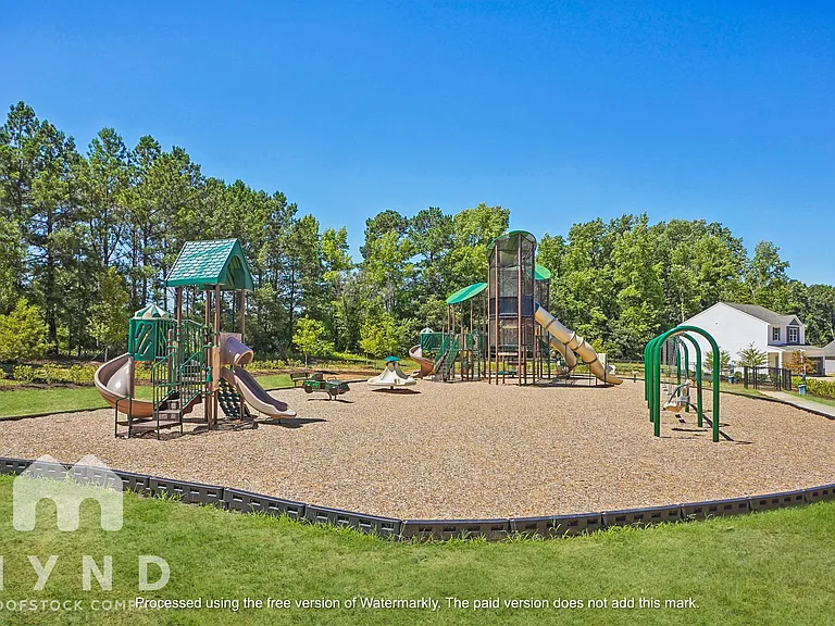 72 Royal Meadow Dr — Photo 27