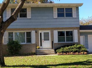 1308 Summer Ln, Faribault, MN 55021