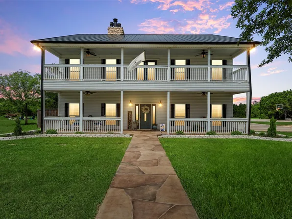 738 Old Ranch Rd, China Spring, TX 76633