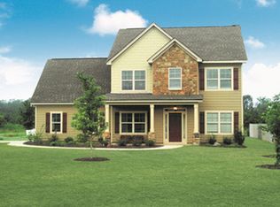 8 Preakness Dr, Fort Mitchell, AL 36856