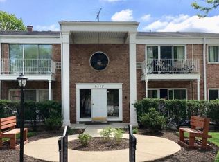 5117 Blodgett Ave APT 108, Downers Grove, IL 60515