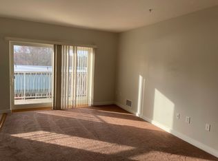 1600 Church Rd APT B211, Wyncote, PA 19095