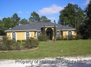 12372 Hooker Rd, Weeki Wachee, FL 34614