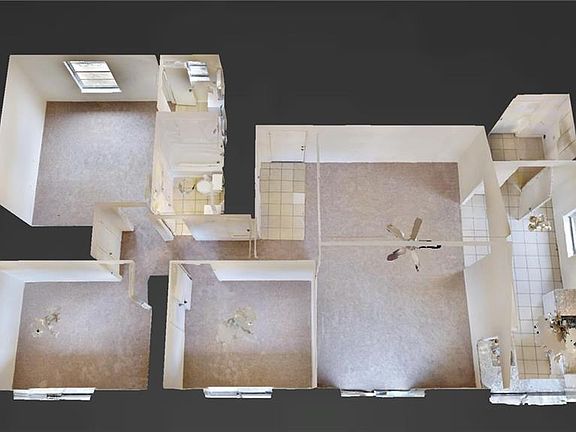 3rd image of 707 N Hunters Glen Cir