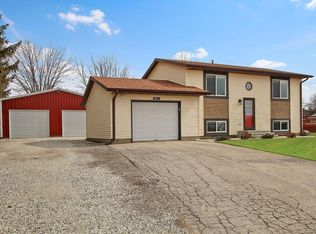 3211 S Beaumont Ave, Kansasville, WI
