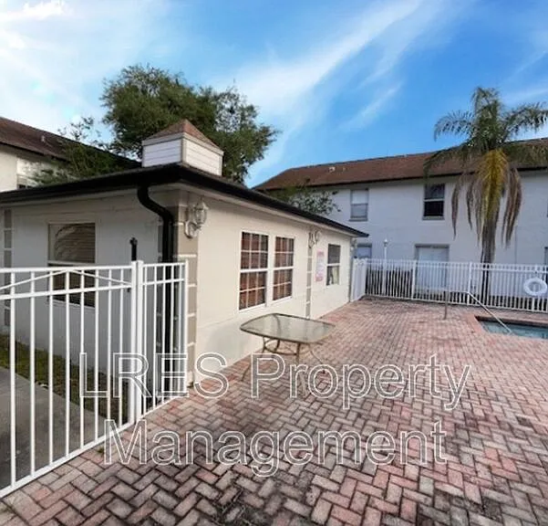 3651 N Goldenrod Rd #F109 — Photo 24