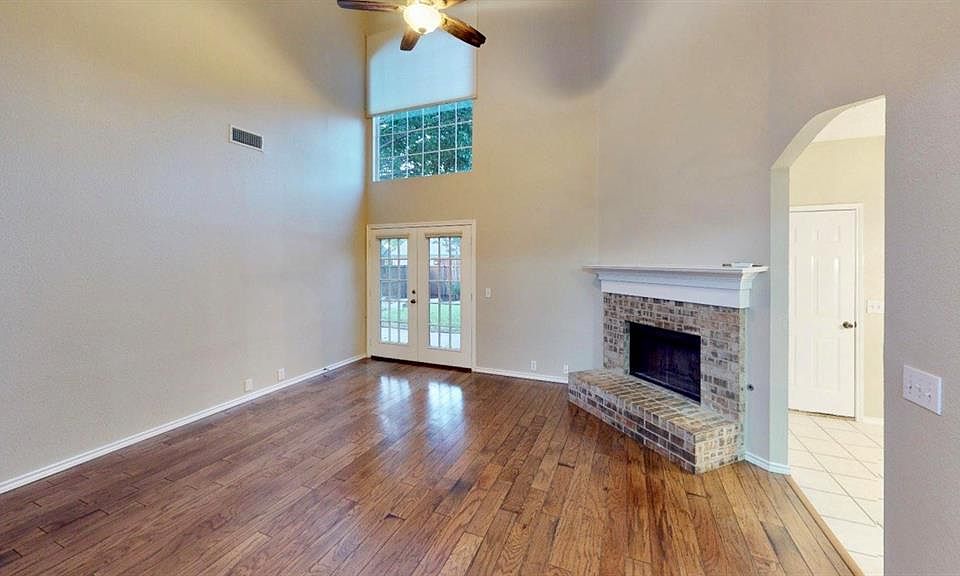 1st image of 10905 Reisling Dr