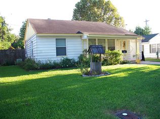 909 Largo St, Baytown, TX 77520