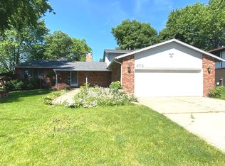 673 Bunker Hill Dr, Bourbonnais, IL