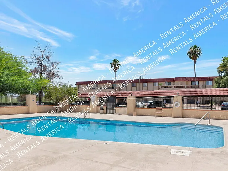6332 N Barcelona Ln #506 — Photo 16