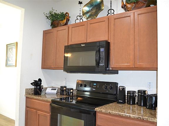 3rd image of 2828 BLACKWATER CREEK DRIVE