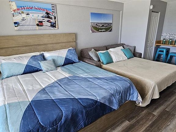 3rd image of 219 S ATLANTIC AVENUE #412