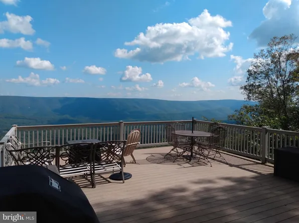 196 Justin Rd, Great Cacapon, WV 25422