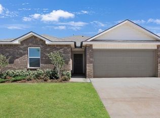 1225 E Stetson Ln, Mustang, OK 73064