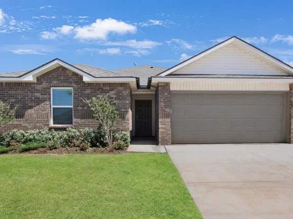 1225 E Stetson Ln, Mustang, OK 73064