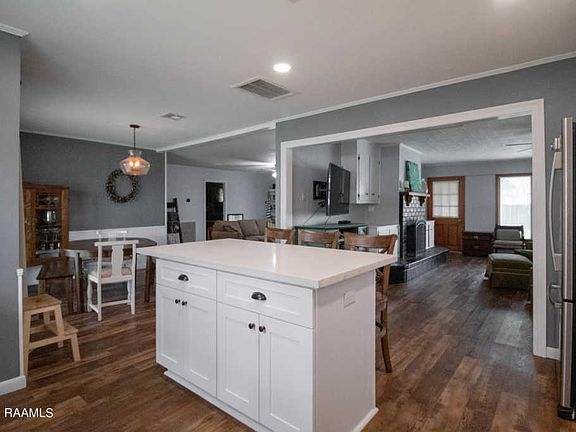 5th image of 212 Amberwood Dr
