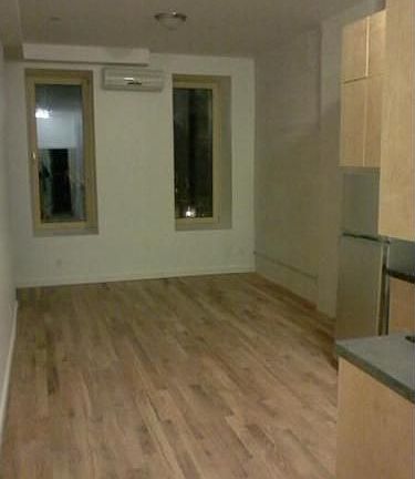 2nd image of 148 W 130th St