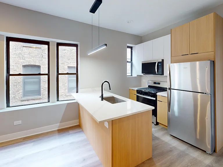 3116 Logan — Photo 11