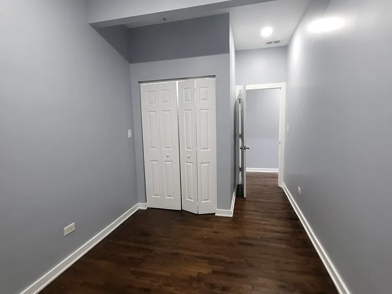 6040 S Rhodes Ave #1 — Photo 7