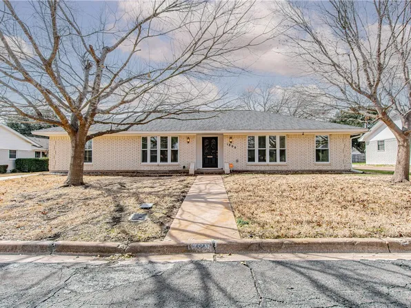 1808 Laurel Lake Dr, Waco, TX 76710