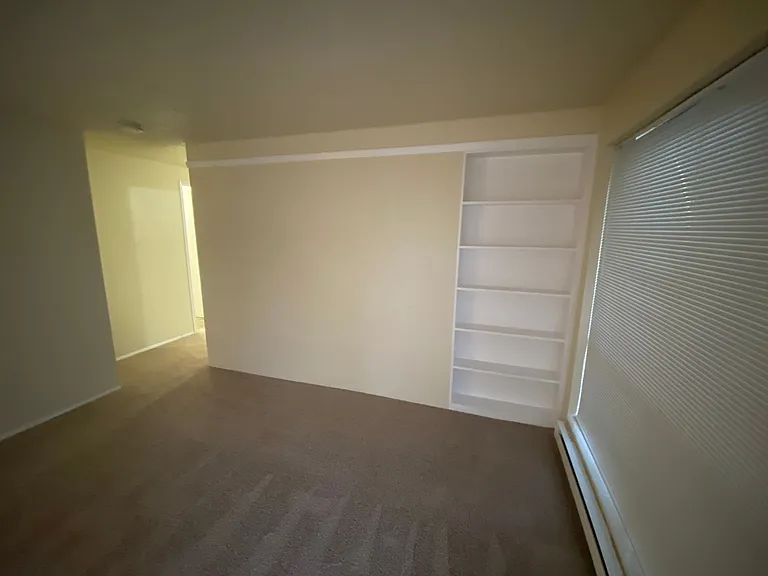 Annaron Apartments — Photo 14